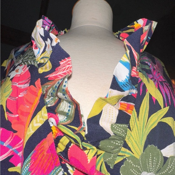 Crown & Ivy Pink and Blue Ruffled Blouse - Picture 4 of 8